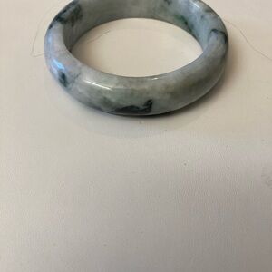 Myanmar Jade Bangle Bracelet from Gemsprium